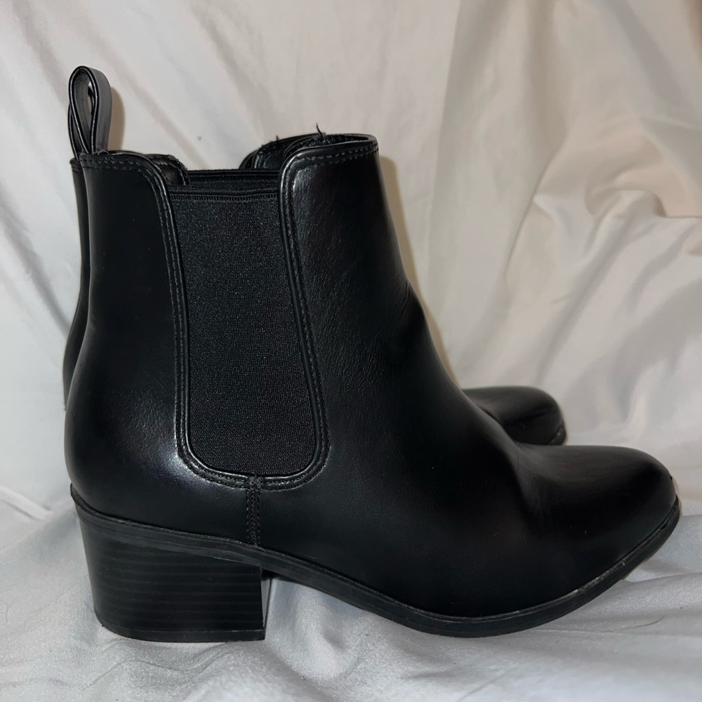 Black Leather Chelsea Boots